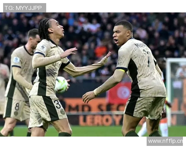 巴黎狂潮无止境半场4-1后10打10仍疯狂进攻再添3球